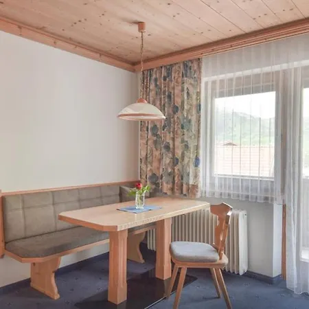 Haus Montania Апартаменты *