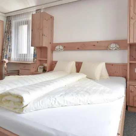Апартаменты Haus Montania *