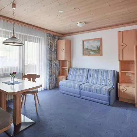 Haus Montania Apartment
