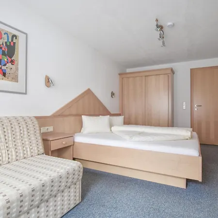 Apartment Haus Montania Galtür